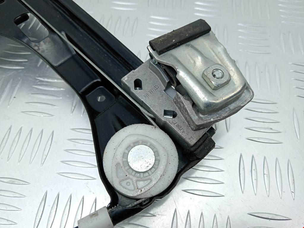 Стеклоподъемник передний правый MERCEDES-BENZ CLC-Class CL203 2008-2011