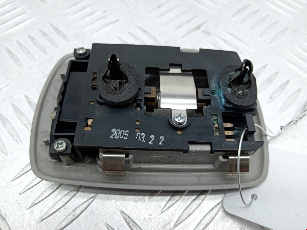 Плафон салонный (салона фонарь) HYUNDAI Tucson l 2004-2010