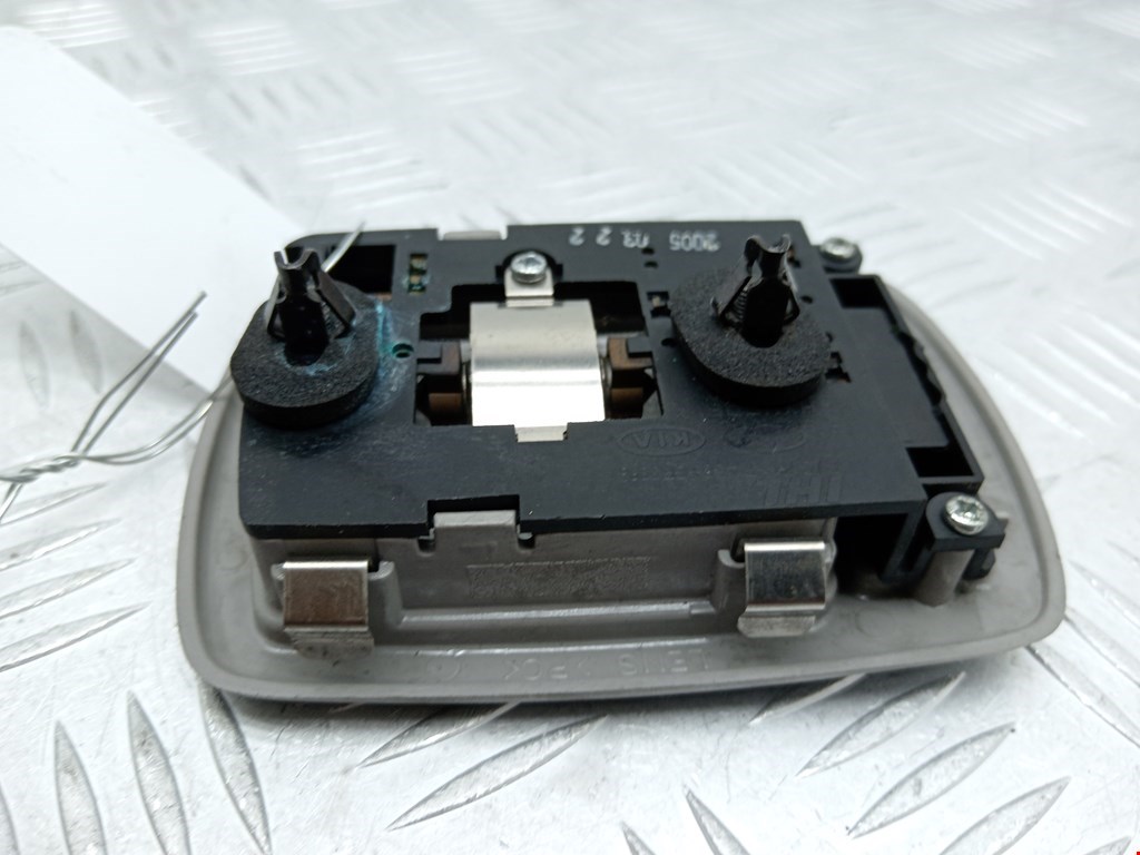 Плафон салонный (салона фонарь) HYUNDAI Tucson l 2004-2010