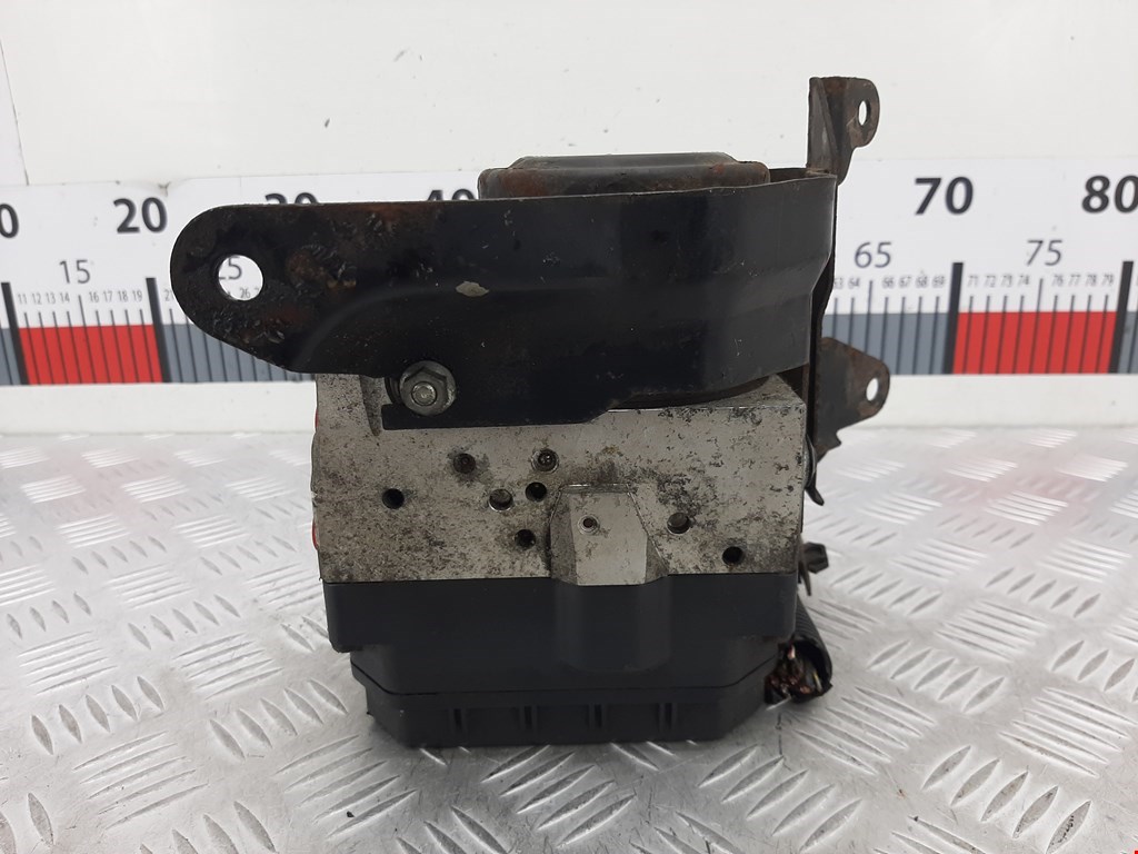 Блок ABS (насос) MITSUBISHI L200 KB 2006-2015