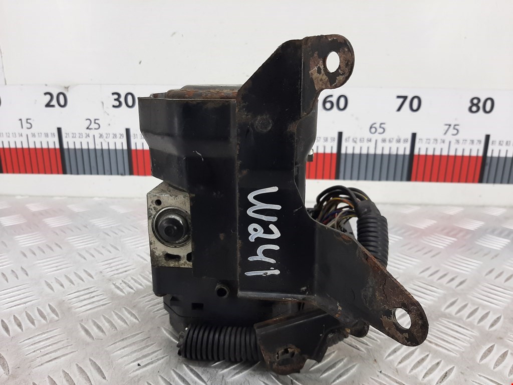 Блок ABS (насос) MITSUBISHI L200 KB 2006-2015