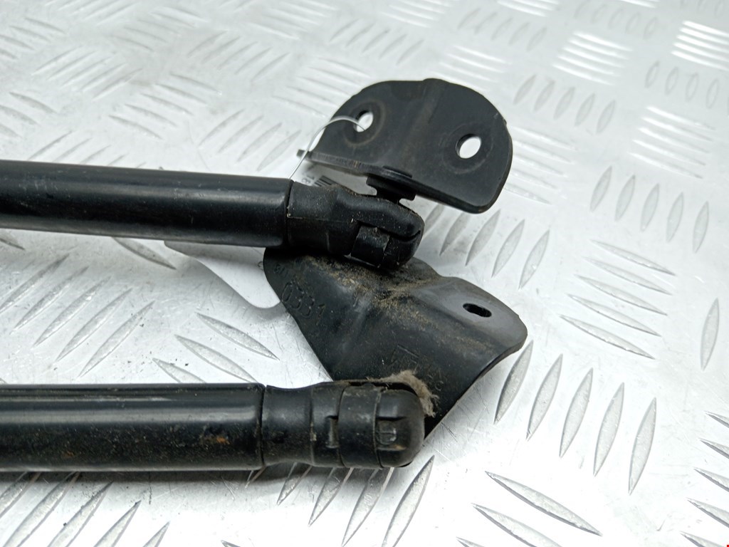 Амортизатор крышки (двери) багажника OPEL Astra J 2009-2017