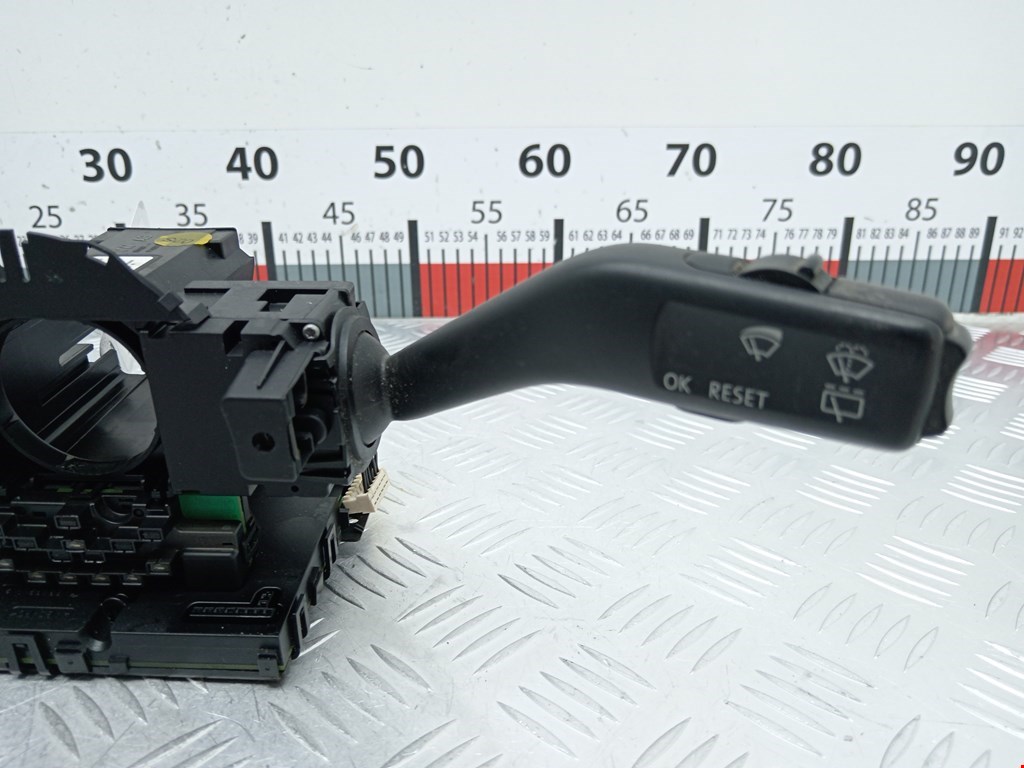 Датчик угла поворота рулевого колеса VOLKSWAGEN Passat B6 2005-2011