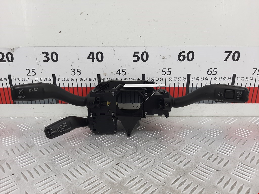 Переключатель стеклоочистителя AUDI Q7 I 2006-2015