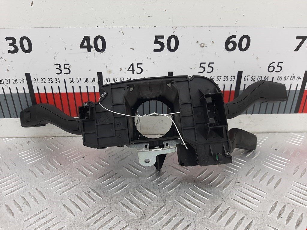 Переключатель стеклоочистителя AUDI Q7 I 2006-2015