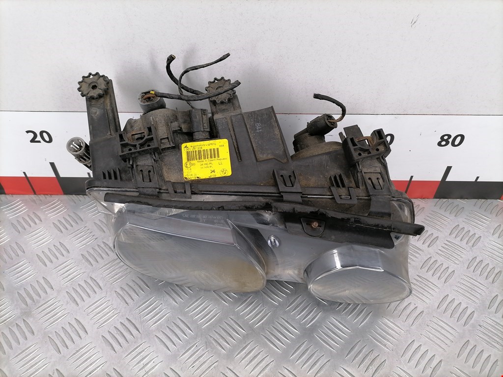 Фара правая BMW 3er E46 1998-2006