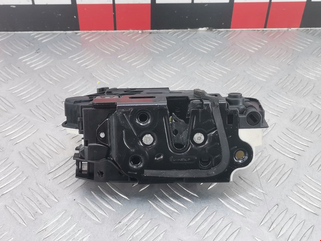 Замок двери задней правой VOLKSWAGEN Passat CC 2008-2017