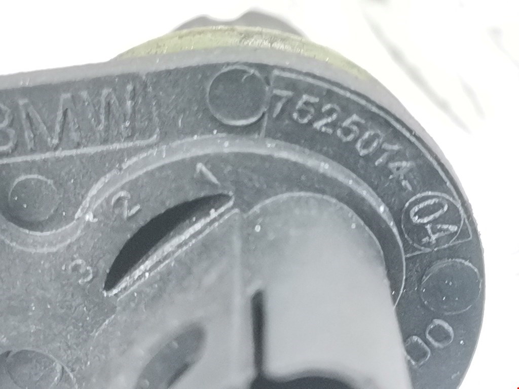 Датчик положения распредвала BMW 6er E63/E64 2003-2011