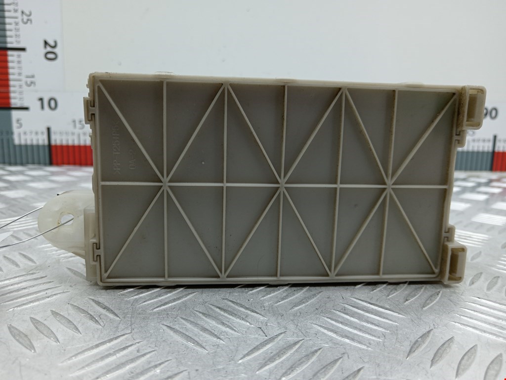 Блок комфорта TOYOTA RAV 4 XA20 2000-2005