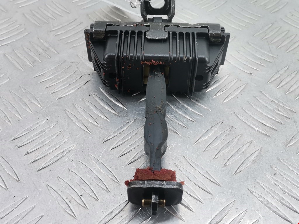 Ограничитель открывания двери BMW X5 E53 1999-2006