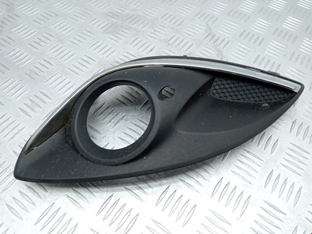 Накладка (планка) под фару правую Opel Corsa D (2006-2014)