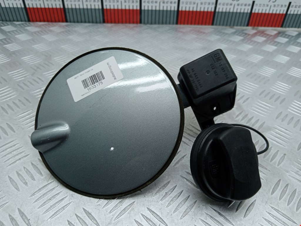 Лючок бензобака Opel Corsa D (2006-2014)