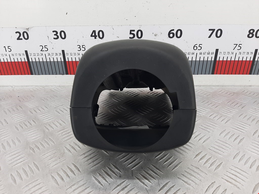 Кожух рулевой колонки SKODA Rapid 2012-2020