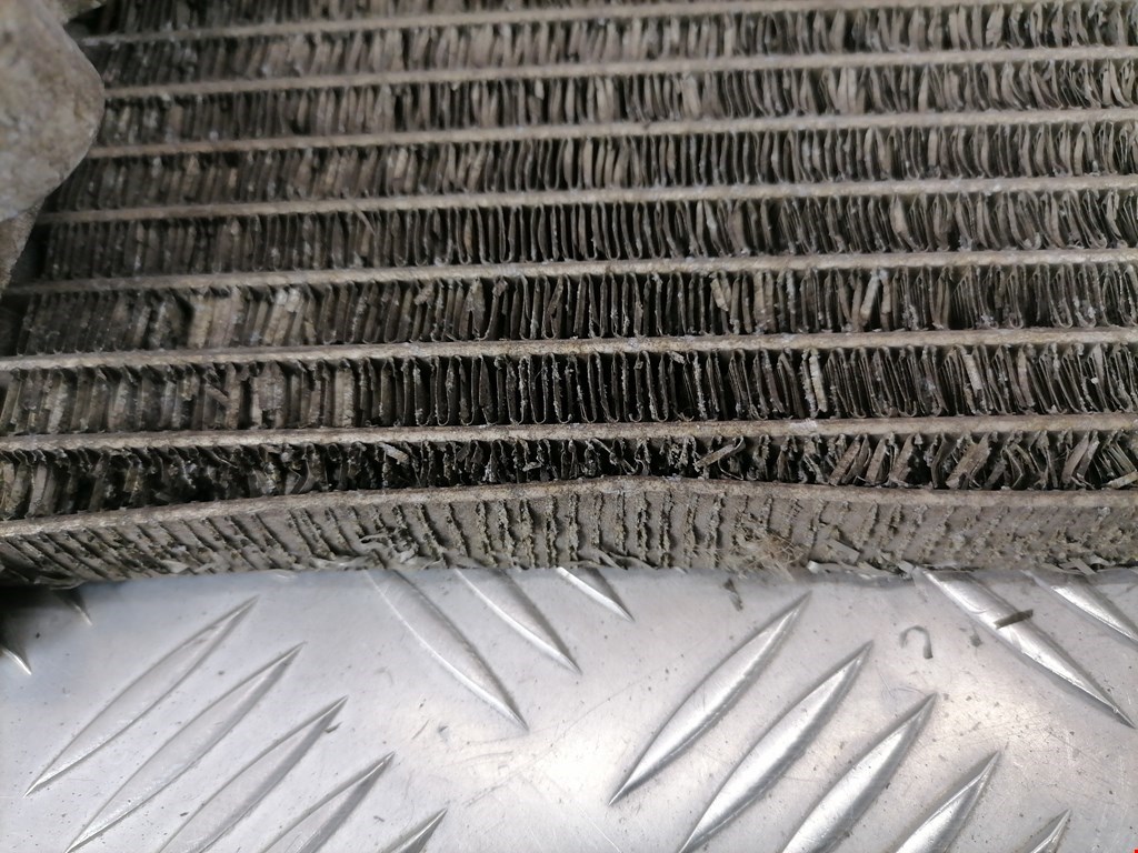 Радиатор кондиционера VOLKSWAGEN Passat B6 2005-2011