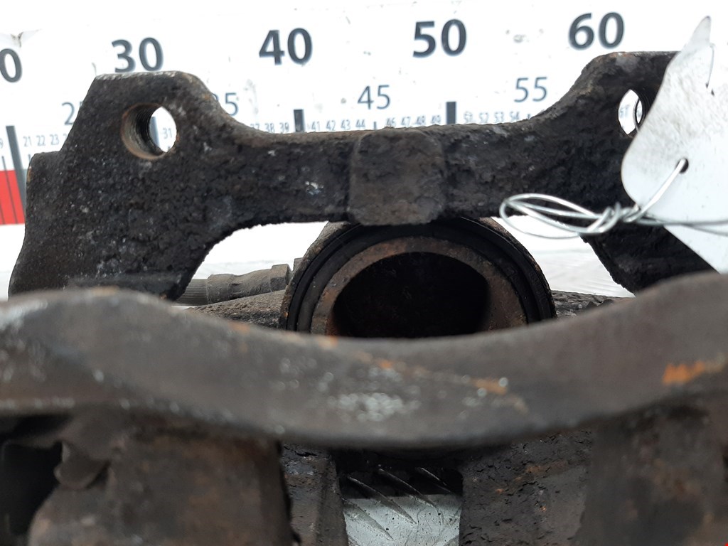 Суппорт передний левый OPEL Corsa D 2006-2014