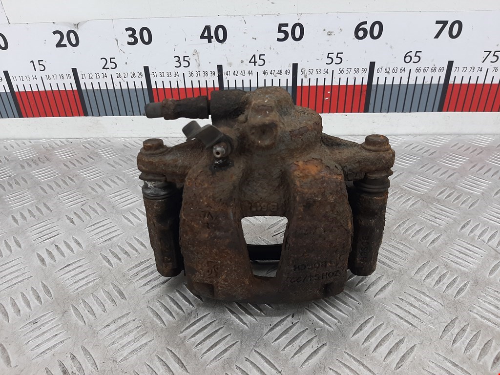 Суппорт передний правый OPEL Corsa D 2006-2014