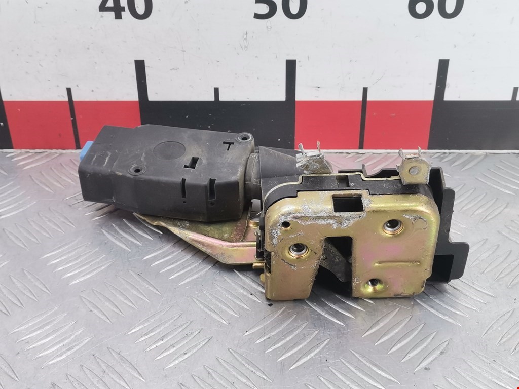 Замок двери передней левой MITSUBISHI Space Star 1999-2006