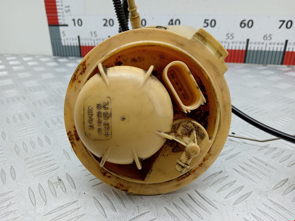 Насос топливный (электрический) VOLKSWAGEN Touareg 2002-2010