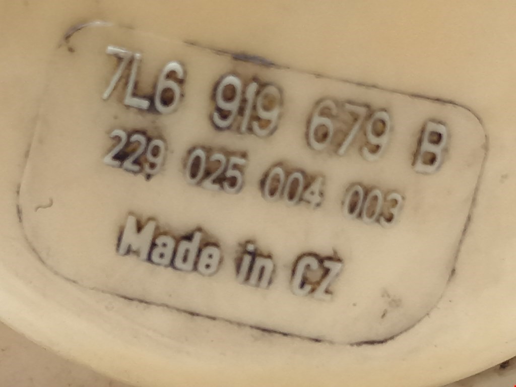 Насос топливный (электрический) VOLKSWAGEN Touareg 2002-2010