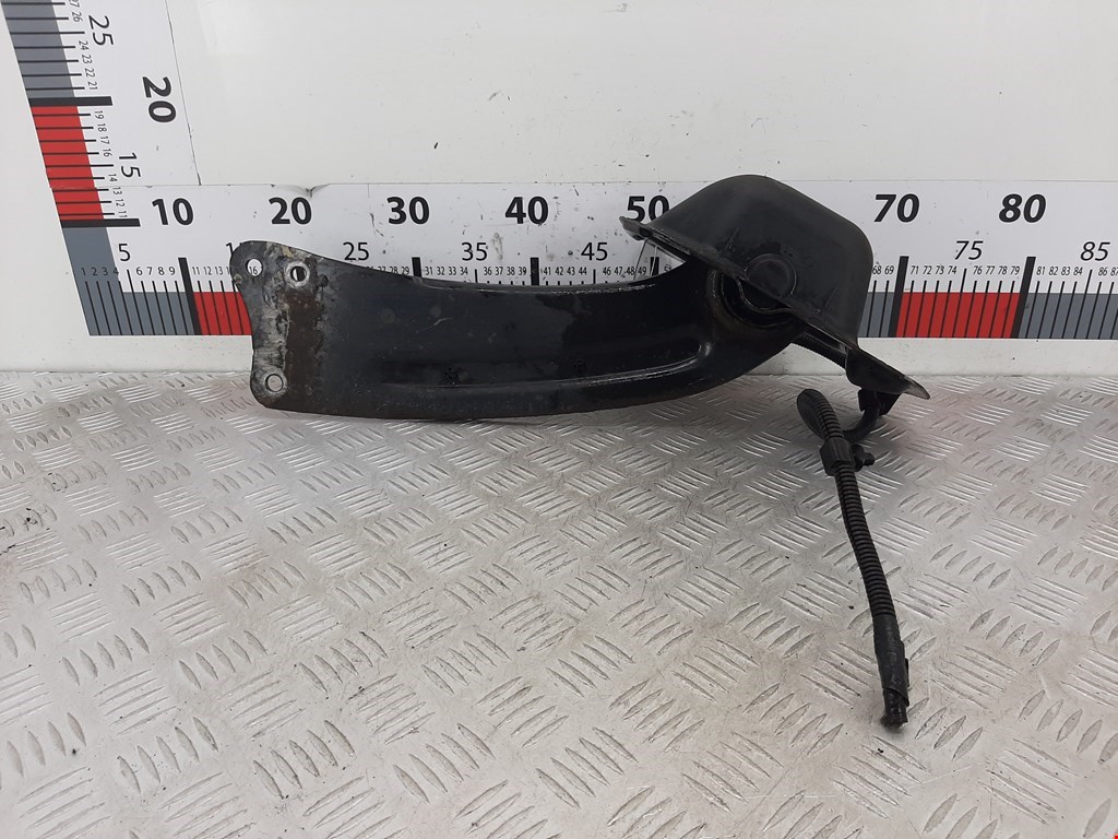 Рычаг задний правый VOLKSWAGEN Passat B6 2005-2011