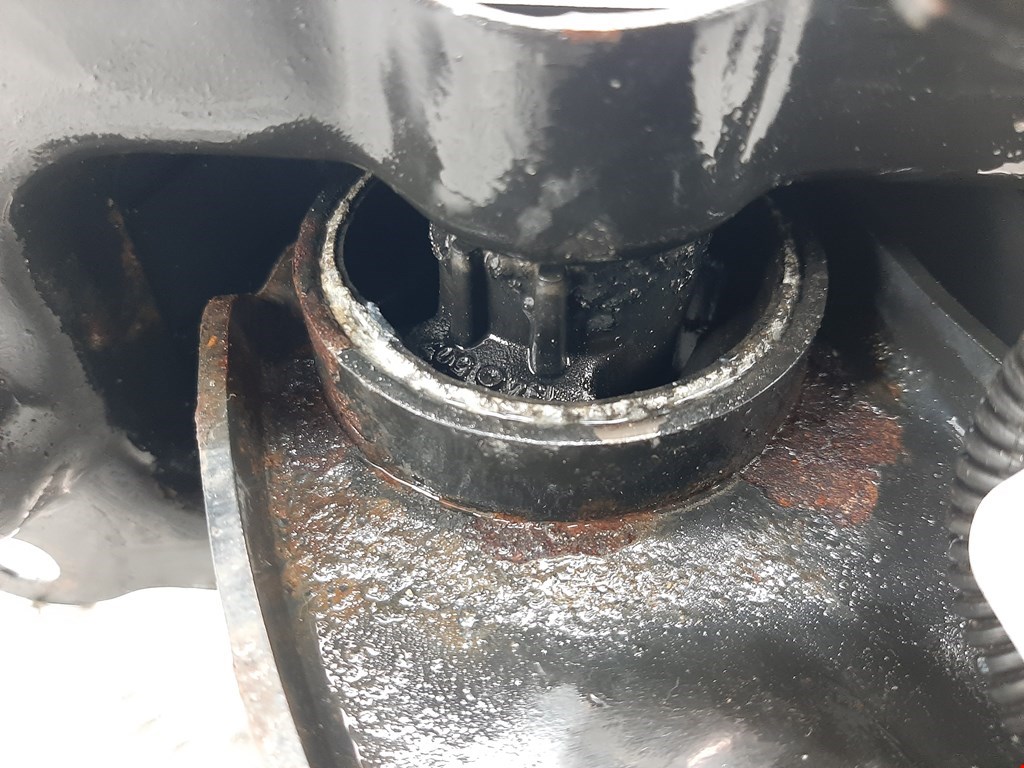 Рычаг задний правый VOLKSWAGEN Passat B6 2005-2011