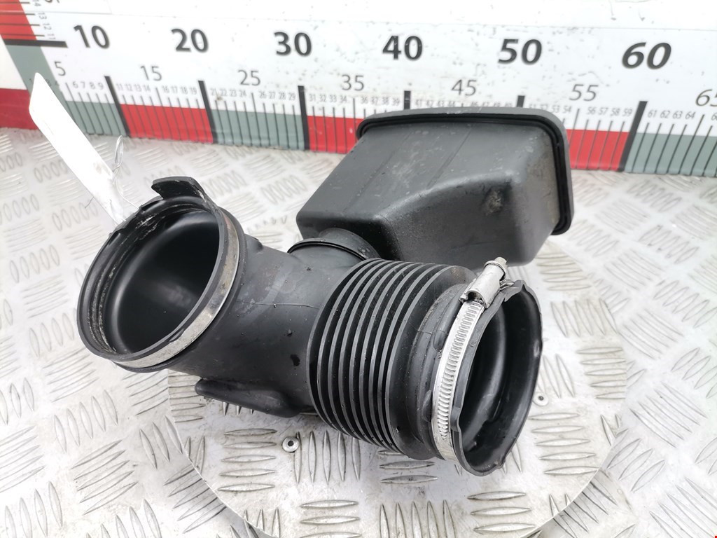Патрубок воздушного фильтра BMW 6er E63/E64 2003-2011
