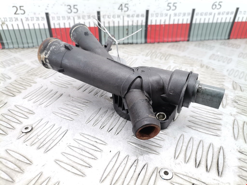 Тройник системы охлаждения SKODA Rapid 2012-2020