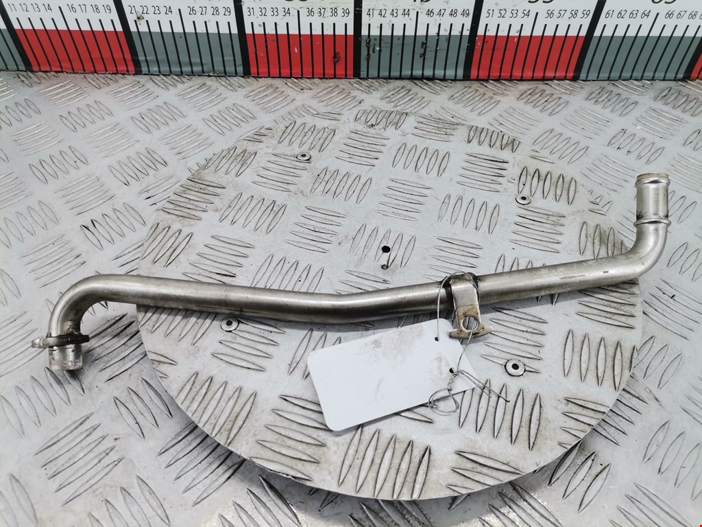 Патрубок системы охлаждения Skoda Rapid (2012-2020)