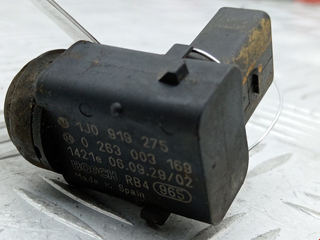 Датчик парковки VOLKSWAGEN Touareg 2002-2010