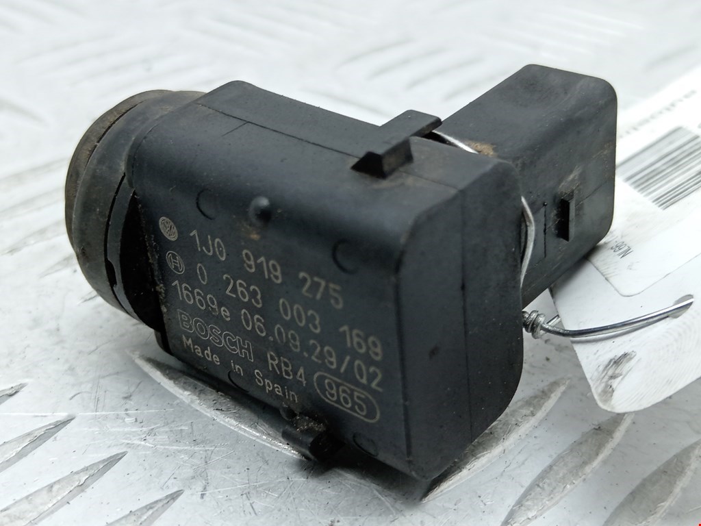 Датчик парковки VOLKSWAGEN Touareg 2002-2010