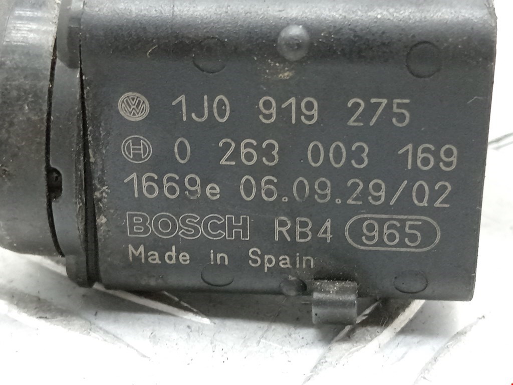 Датчик парковки VOLKSWAGEN Touareg 2002-2010