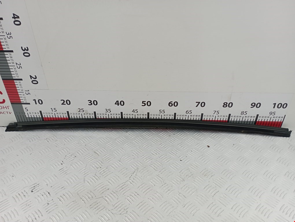 Уплотнитель (внутри) OPEL Omega B 1994-2004