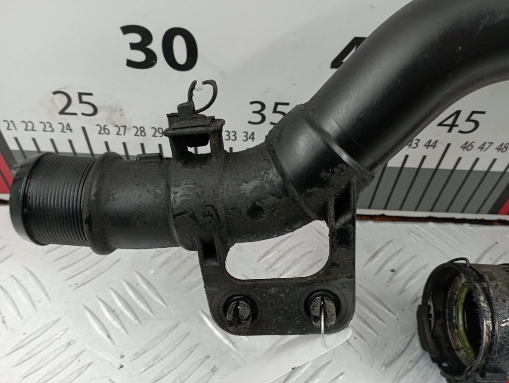 Патрубок интеркулера OPEL Corsa D 2006-2014