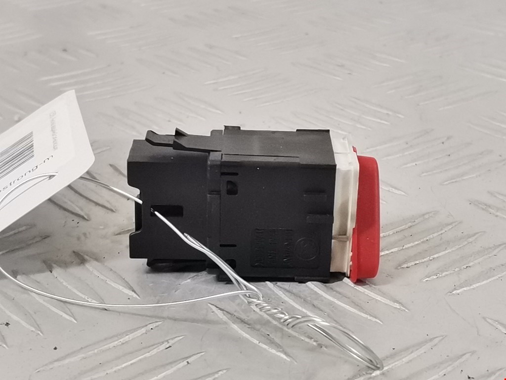 Кнопка аварийной сигнализации (аварийки) SKODA Fabia MK1 1999-2006