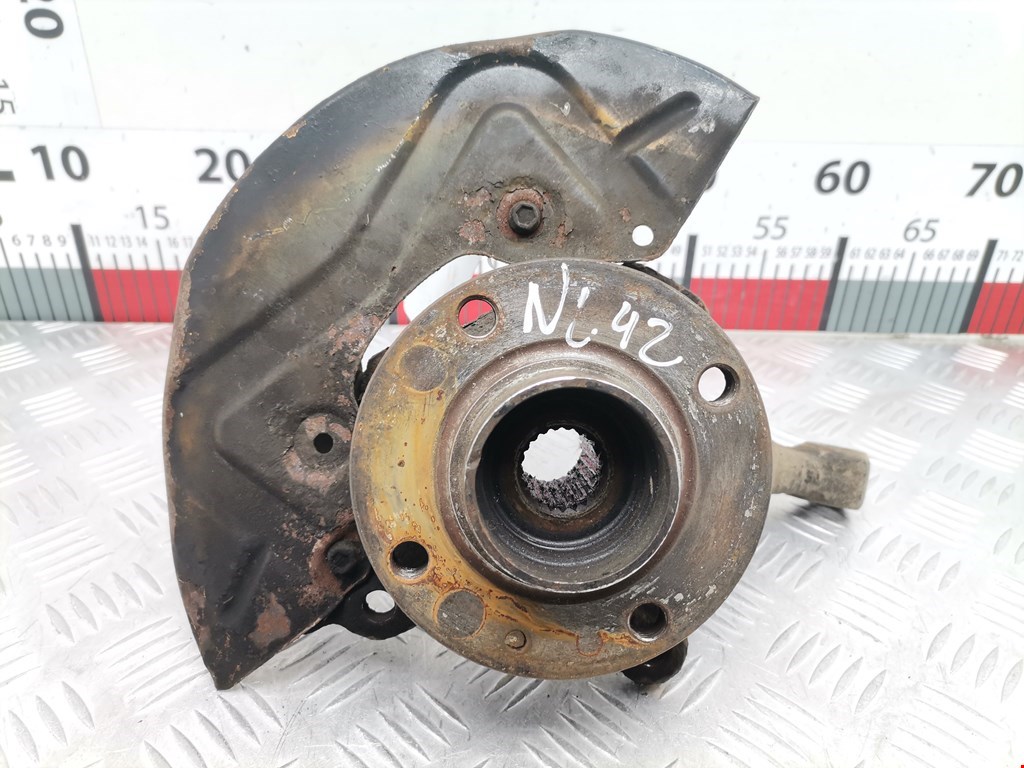 Ступица передняя правая VOLKSWAGEN Golf III 1991-1997