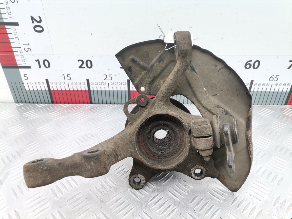 Ступица передняя правая VOLKSWAGEN Golf III 1991-1997