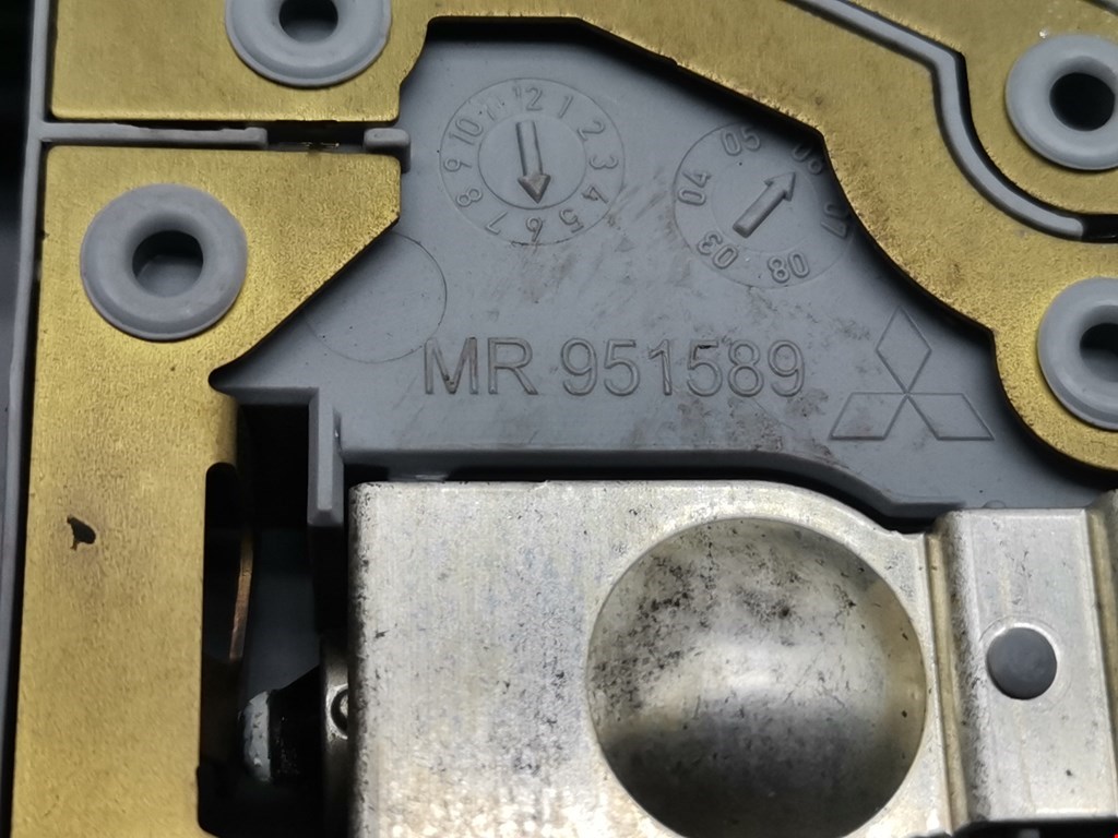 Плафон салонный (салона фонарь) MITSUBISHI Colt Z3 2003-2012