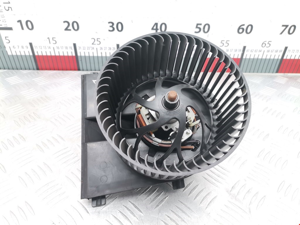 Моторчик (мотор) отопителя салона VOLKSWAGEN Beetle A4 1998-2010