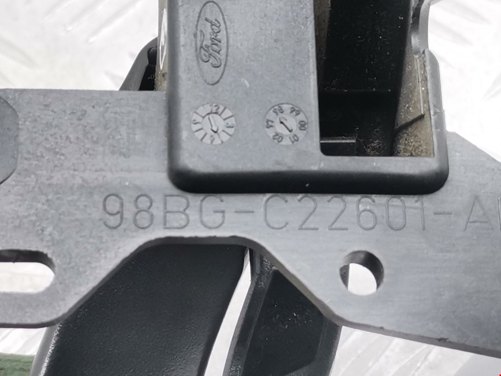 Ручка дверная передняя внутренняя левая FORD Cougar 1998-2002