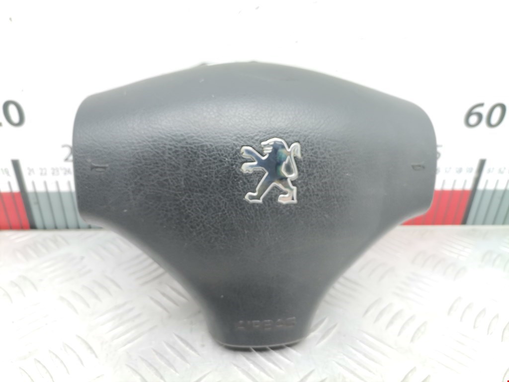 Подушка безопасности в рулевое колесо Peugeot 206 (1998-2006)