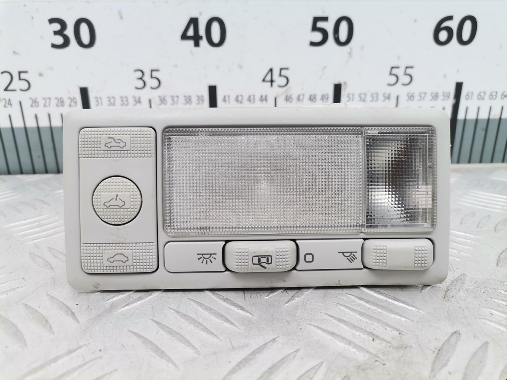 Плафон салонный (салона фонарь) SKODA Octavia A4 1U- 1997-2010