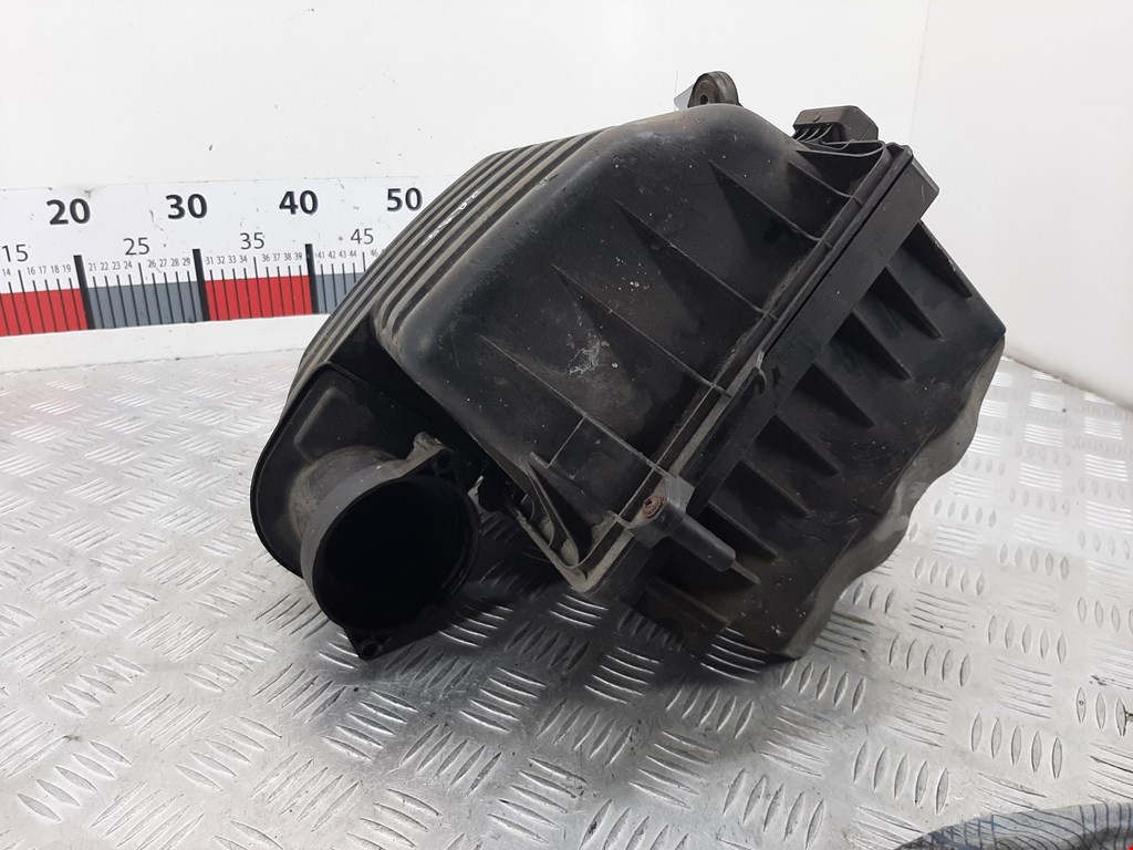 Корпус воздушного фильтра SEAT Alhambra 1996-2010