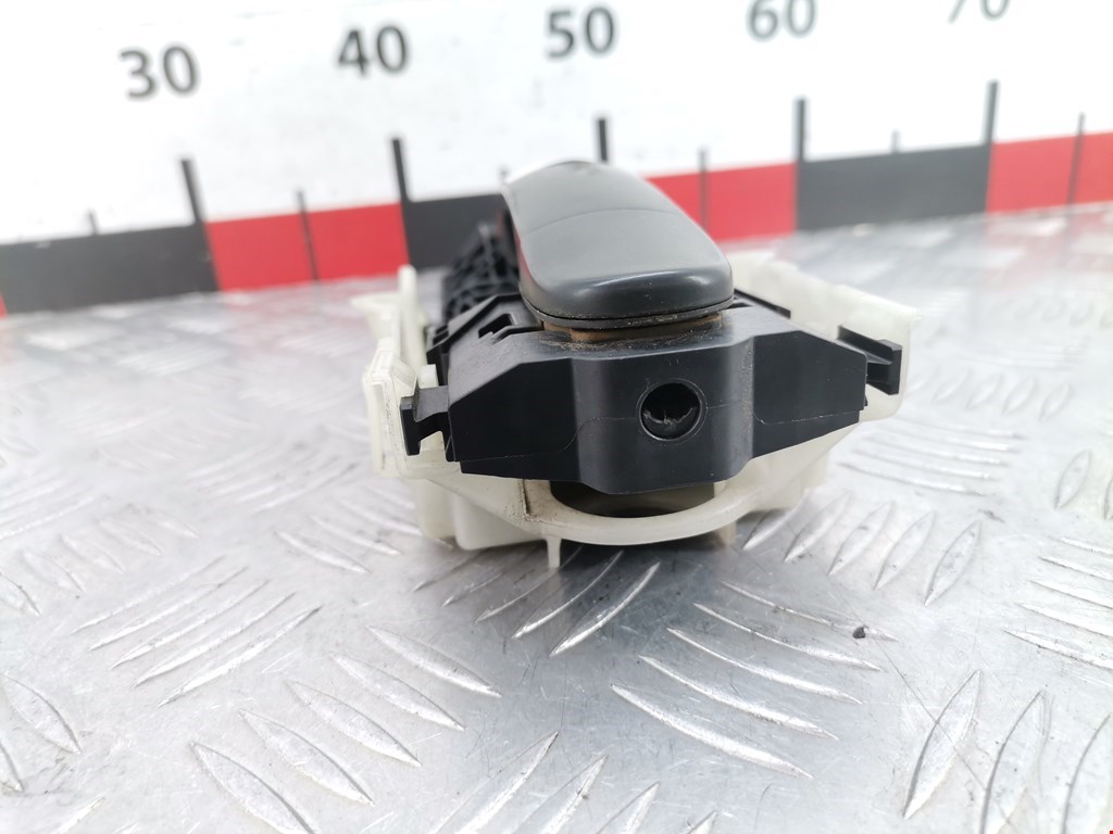 Ручка двери передней наружная левая SKODA Rapid 2012-2020