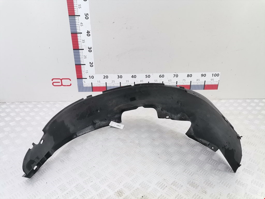 Локер (подкрылок) передний правый VOLKSWAGEN Golf III 1991-1997