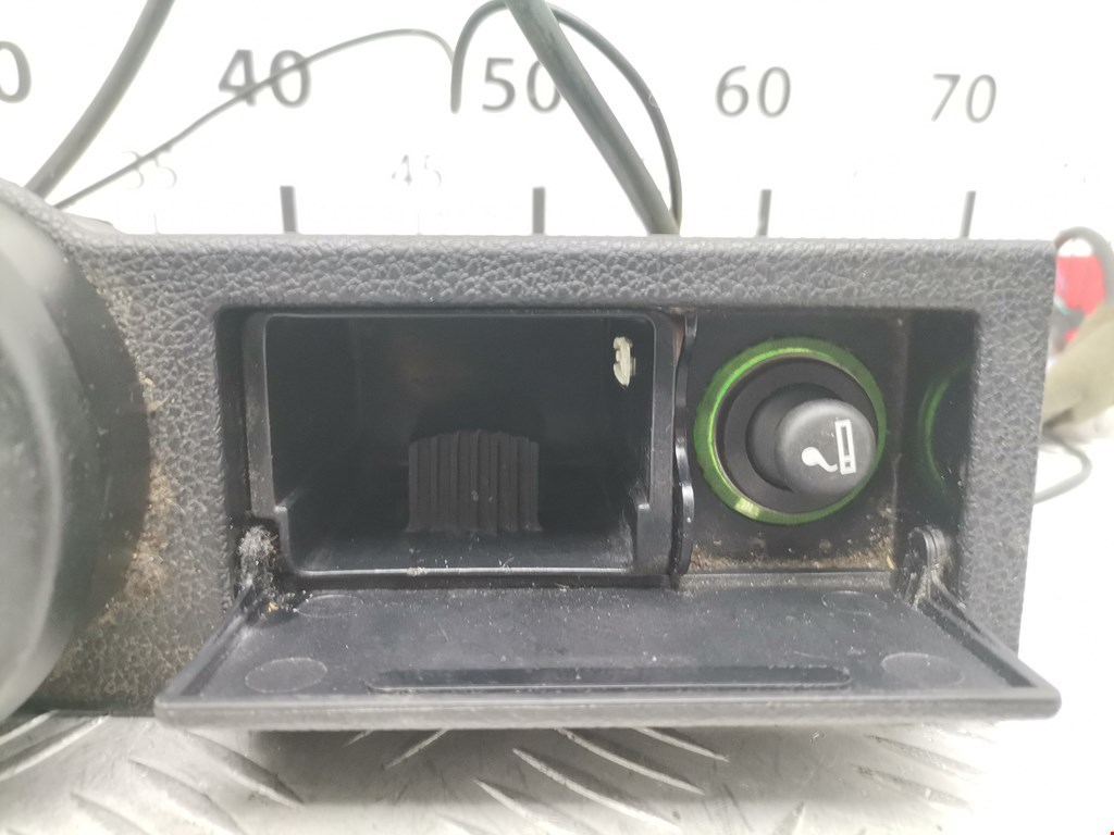 Пепельница передняя FORD Mondeo III 2000-2007