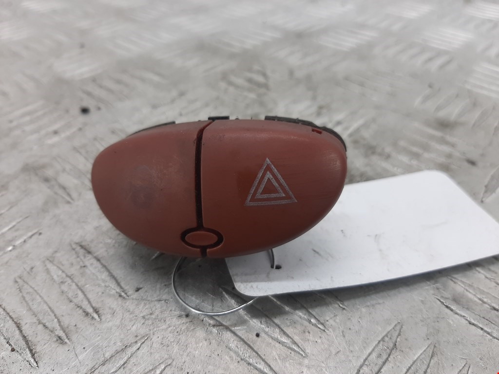 Кнопка аварийной сигнализации (аварийки) CITROEN Xsara Picasso 1999-2012