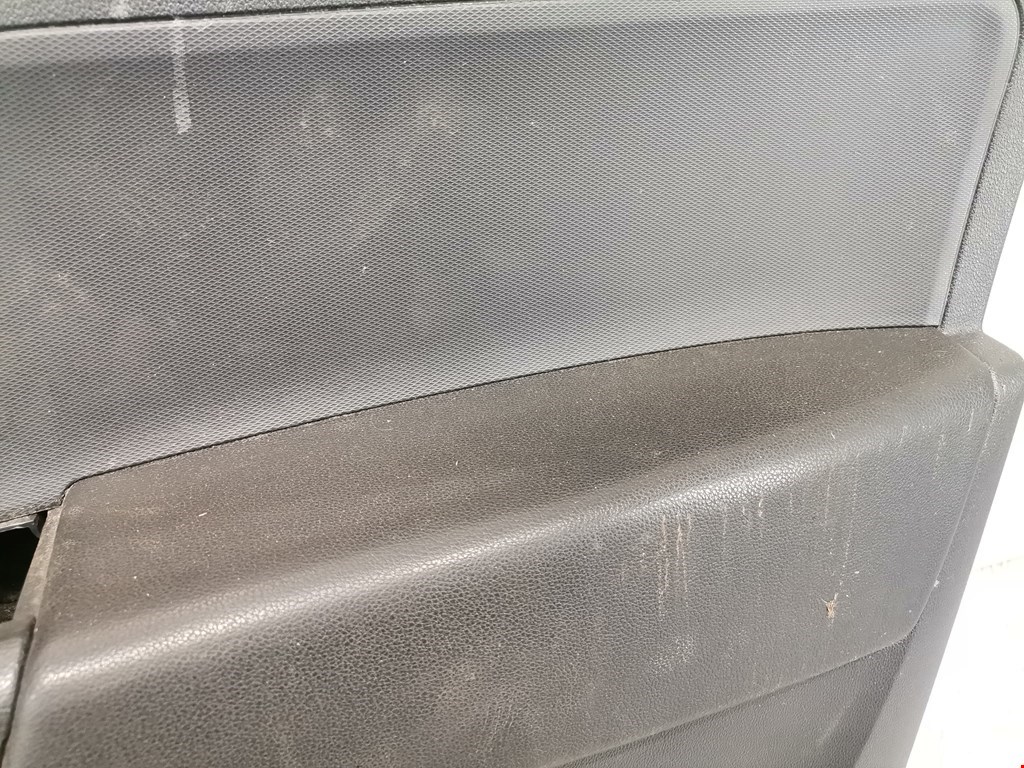 Обшивка двери передняя правая SKODA Rapid 2012-2020