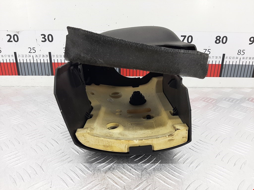 Кожух рулевой колонки OPEL Astra J 2009-2017