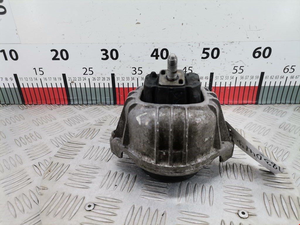 Подушка (опора) крепления двигателя BMW 3-Series (E90/E91/E92/E93) (2004-2013)