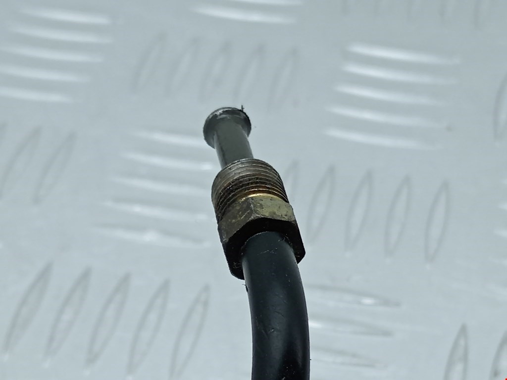 Трубка цилиндра сцепления MAZDA Premacy CP 1999-2004